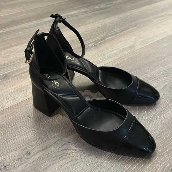 ALDO patent toe black block heels - Picture 1 of 5